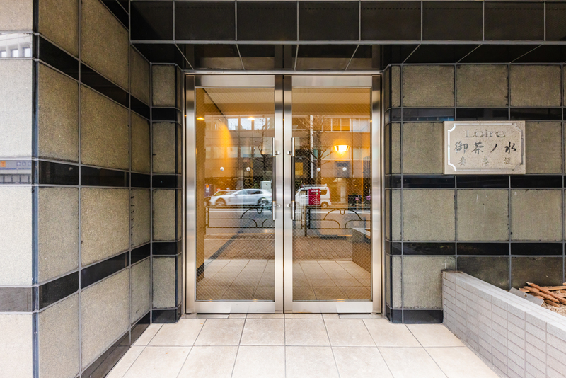 5/5 エントランス