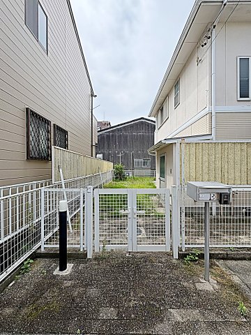 2/5 エントランス