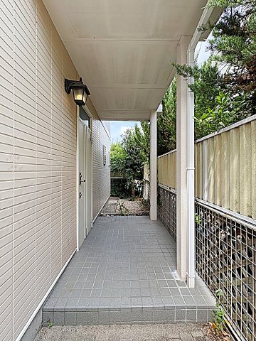 4/5 エントランス
