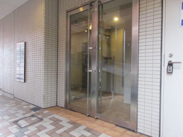 21/24 エントランス