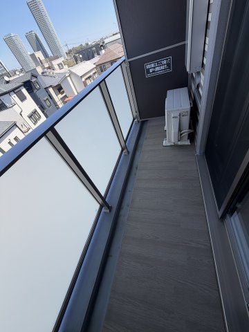 11/11 バルコニー