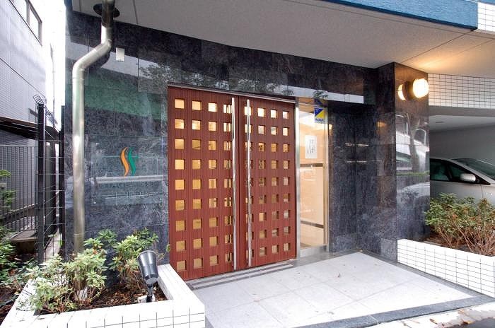 15/16 エントランス