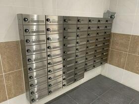 15/15 エントランス