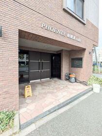 16/16 エントランス