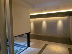 14/24 エントランス