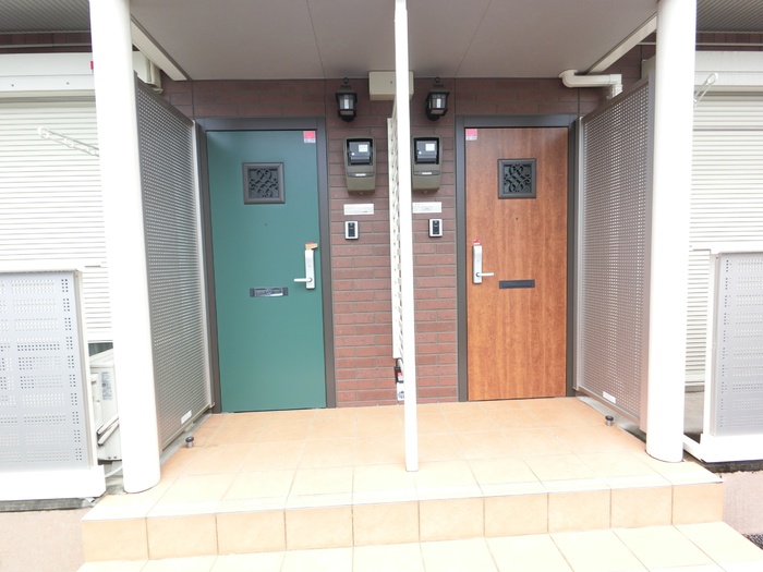 18/20 エントランス