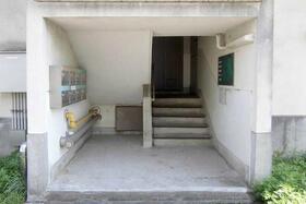 14/15 エントランス