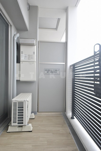 20/30 バルコニー