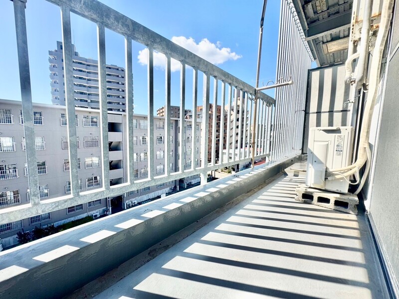 14/16 バルコニー