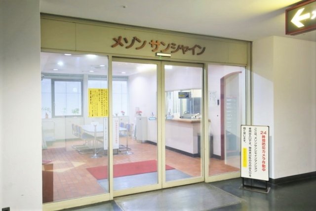 18/20 エントランス