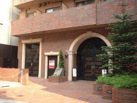 14/14 エントランス