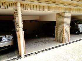 15/16 エントランス