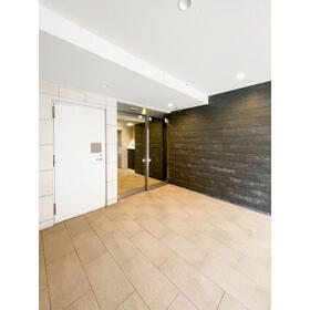 3/4 エントランス