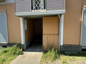 14/15 エントランス