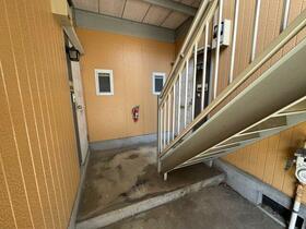 15/16 エントランス