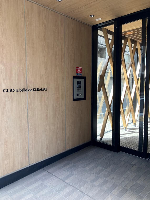 4/4 エントランス