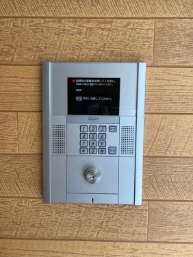 2/3 エントランス