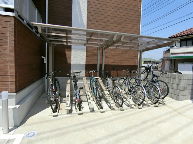 22/22 駐車場