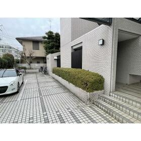 4/4 エントランス