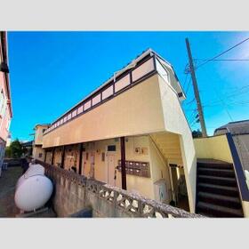 15/15 エントランス