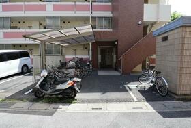 2/2 エントランス