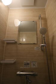 15/16 浴室