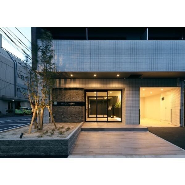 21/21 エントランス