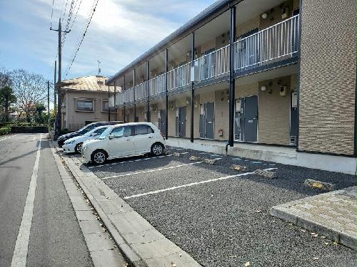 14/14 駐車場