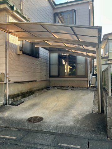 17/17 駐車場
