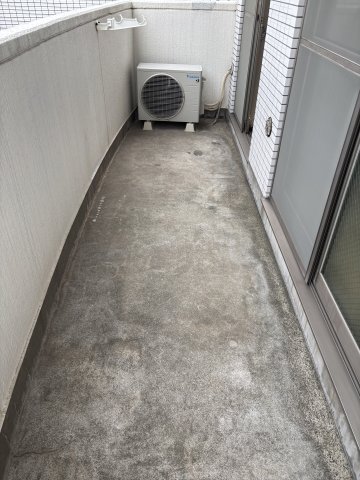 14/20 バルコニー