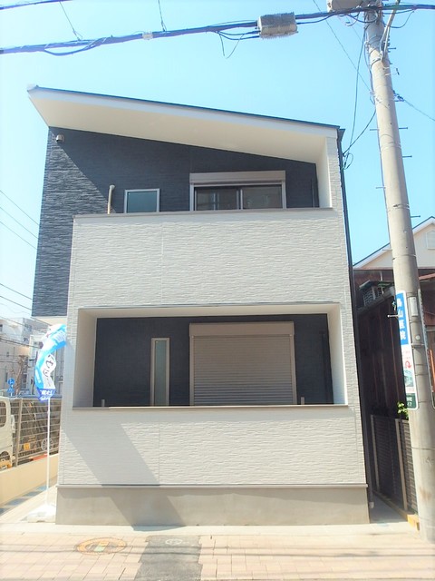 2/2 エントランス