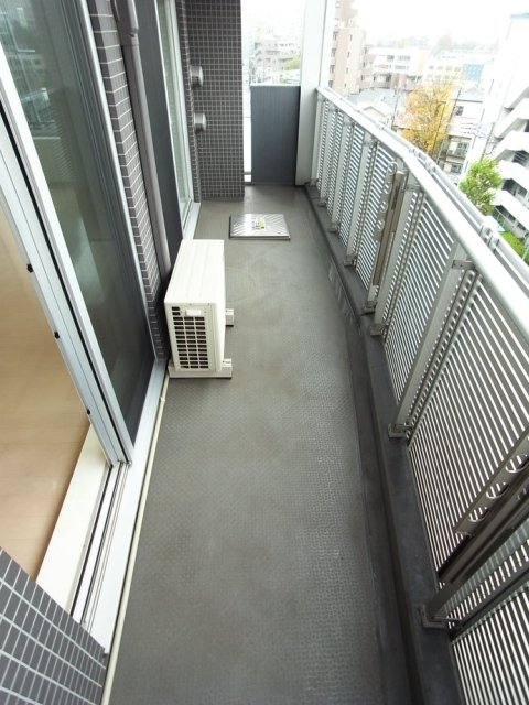 15/26 バルコニー