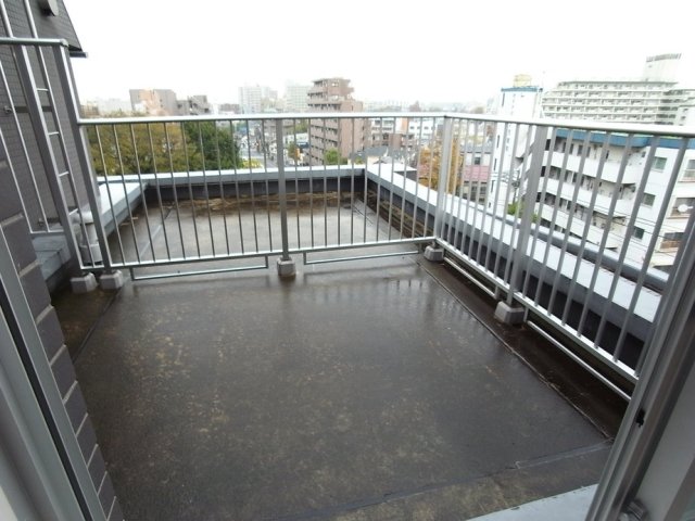 16/26 バルコニー