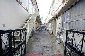 16/16 エントランス