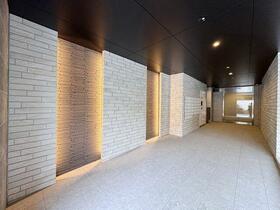 15/16 エントランス