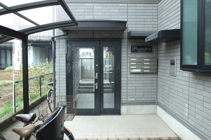 17/17 エントランス