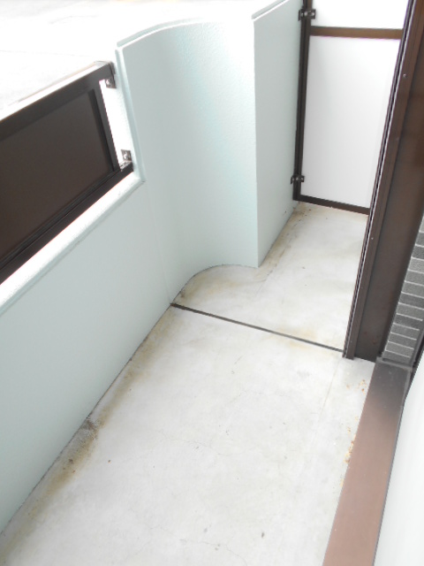 13/25 バルコニー