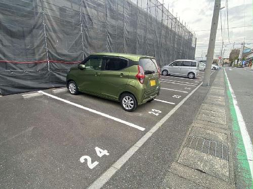 13/24 駐車場