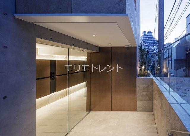 14/16 エントランス