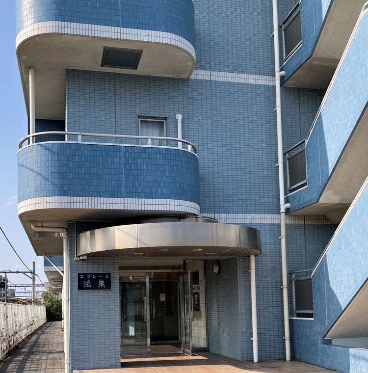 3/3 エントランス