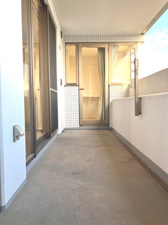 13/16 バルコニー