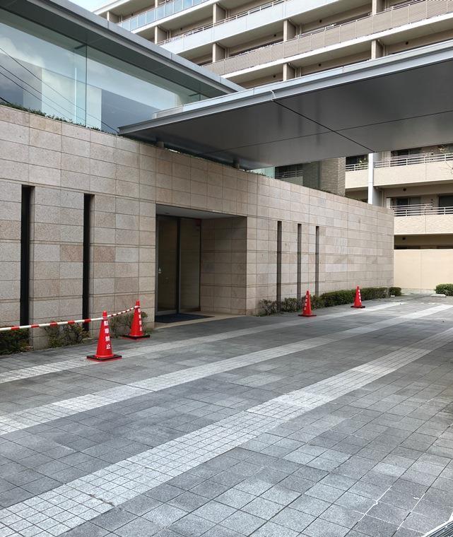 4/4 エントランス