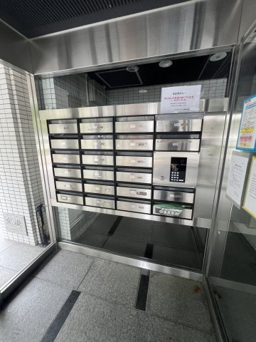 4/4 エントランス