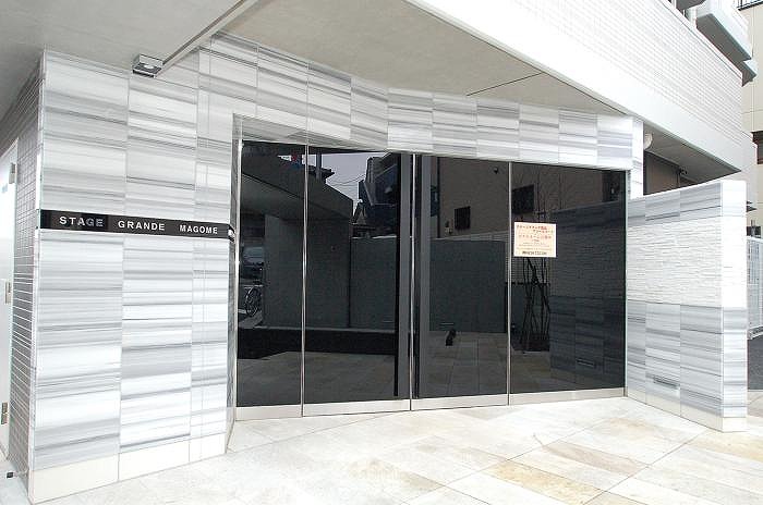 13/24 エントランス