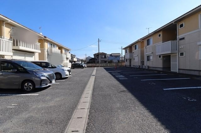 8/8 駐車場