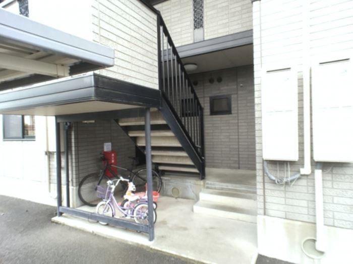 19/22 エントランス