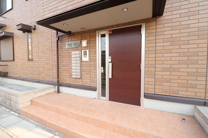 4/5 エントランス