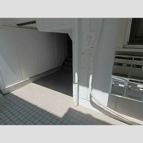 3/4 エントランス