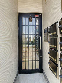 14/14 エントランス