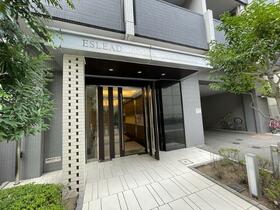 22/22 エントランス